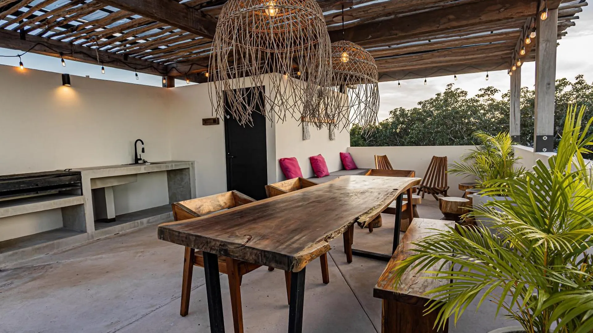 Downtown Delight -Roof With Pool & Bbq & Jungle Gym Apartment Tulum