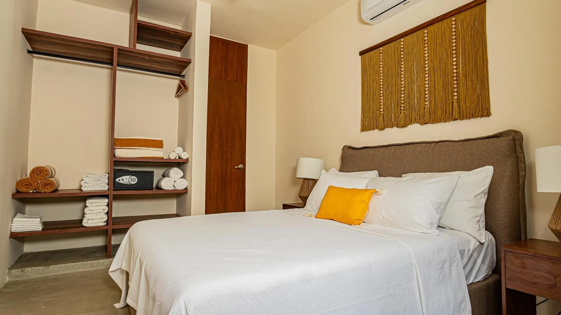 Downtown Delight -Roof With Pool & Bbq & Jungle Gym Apartment Tulum Mexico