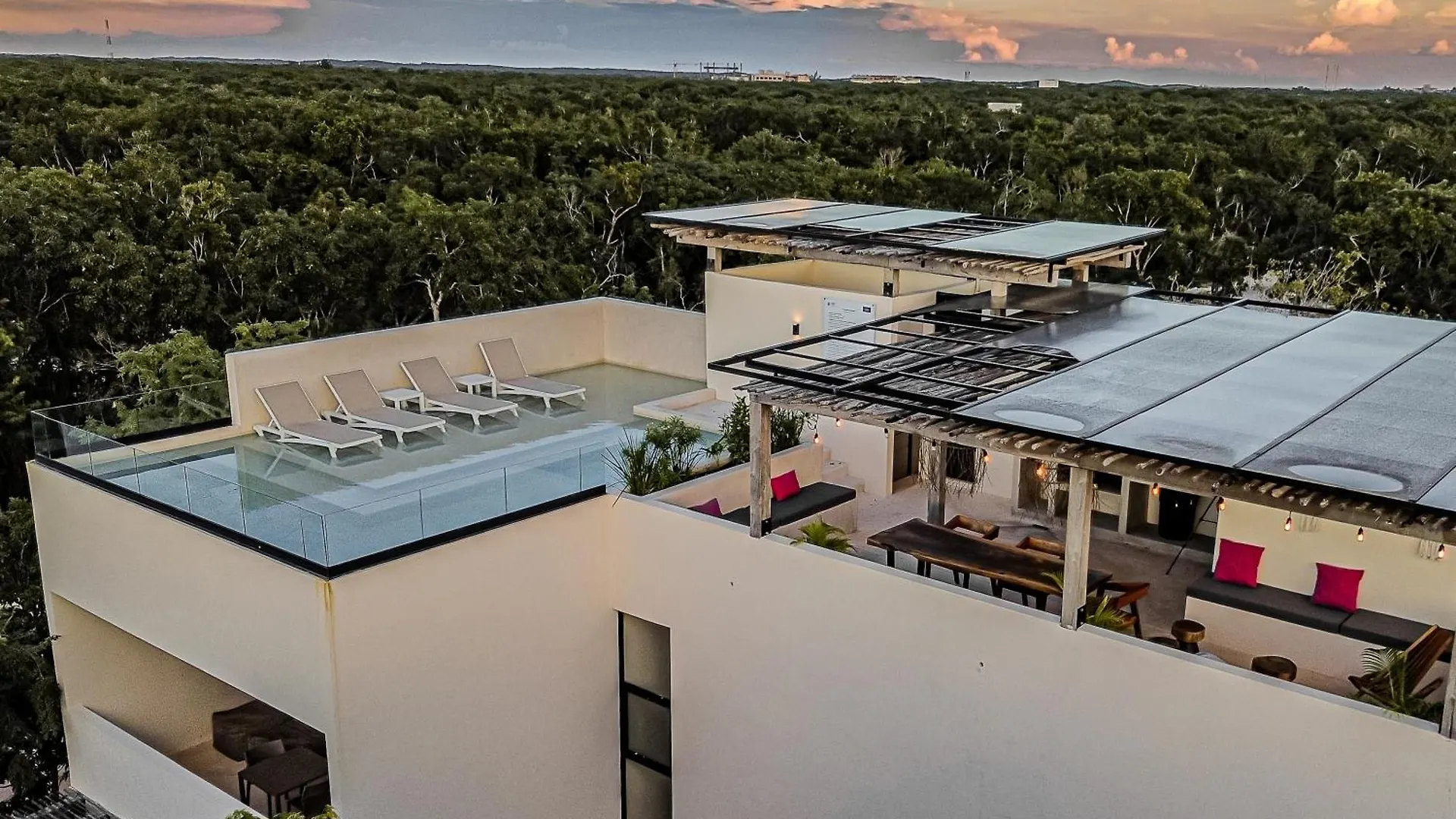 Downtown Delight -Roof With Pool & Bbq & Jungle Gym Apartment Tulum