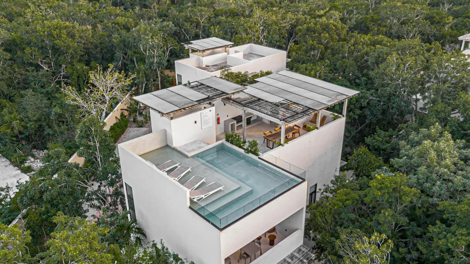 Downtown Delight -Roof With Pool & Bbq & Jungle Gym Apartment Tulum
