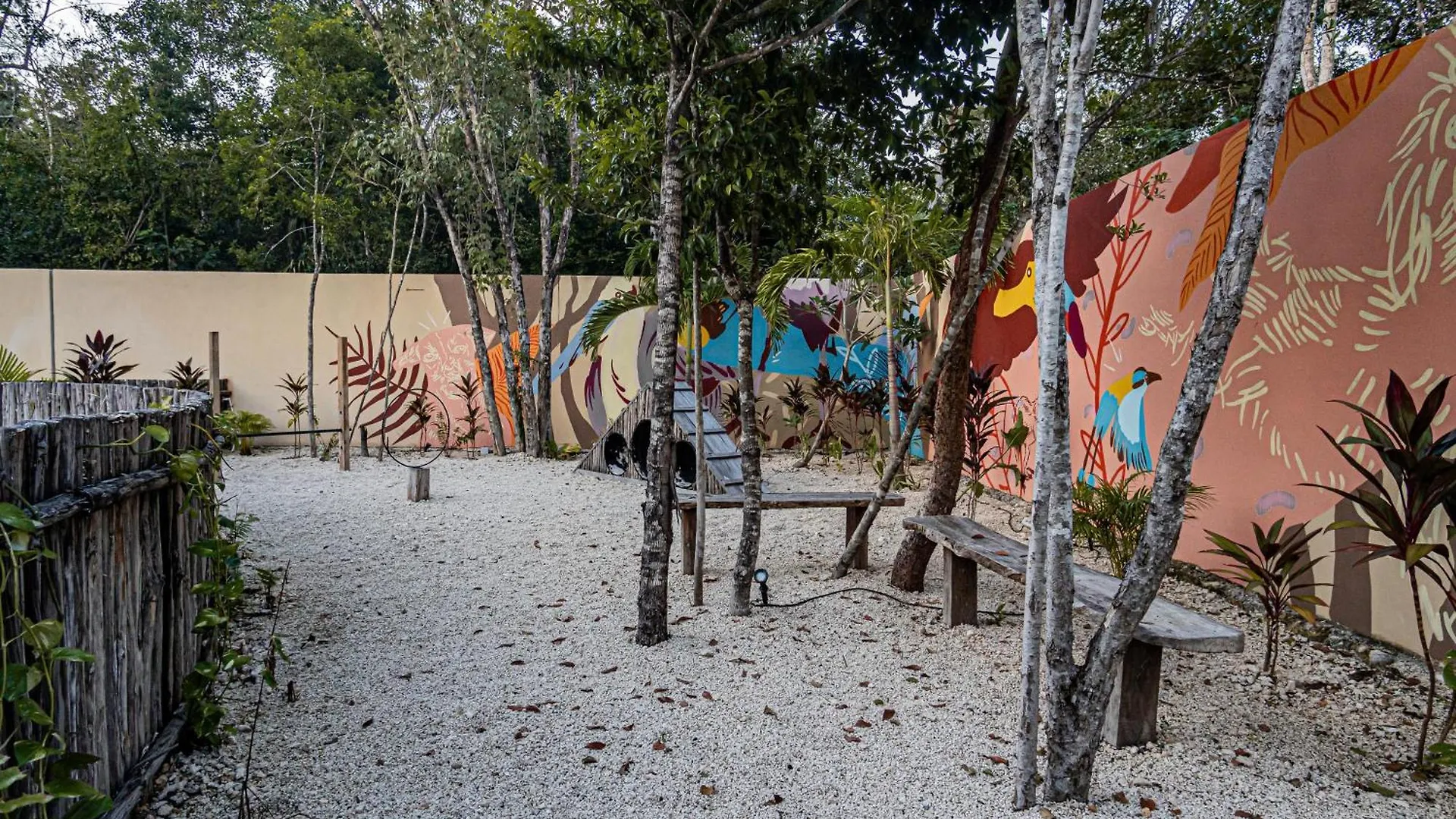 Downtown Delight -Roof With Pool & Bbq & Jungle Gym Apartment Tulum Mexico
